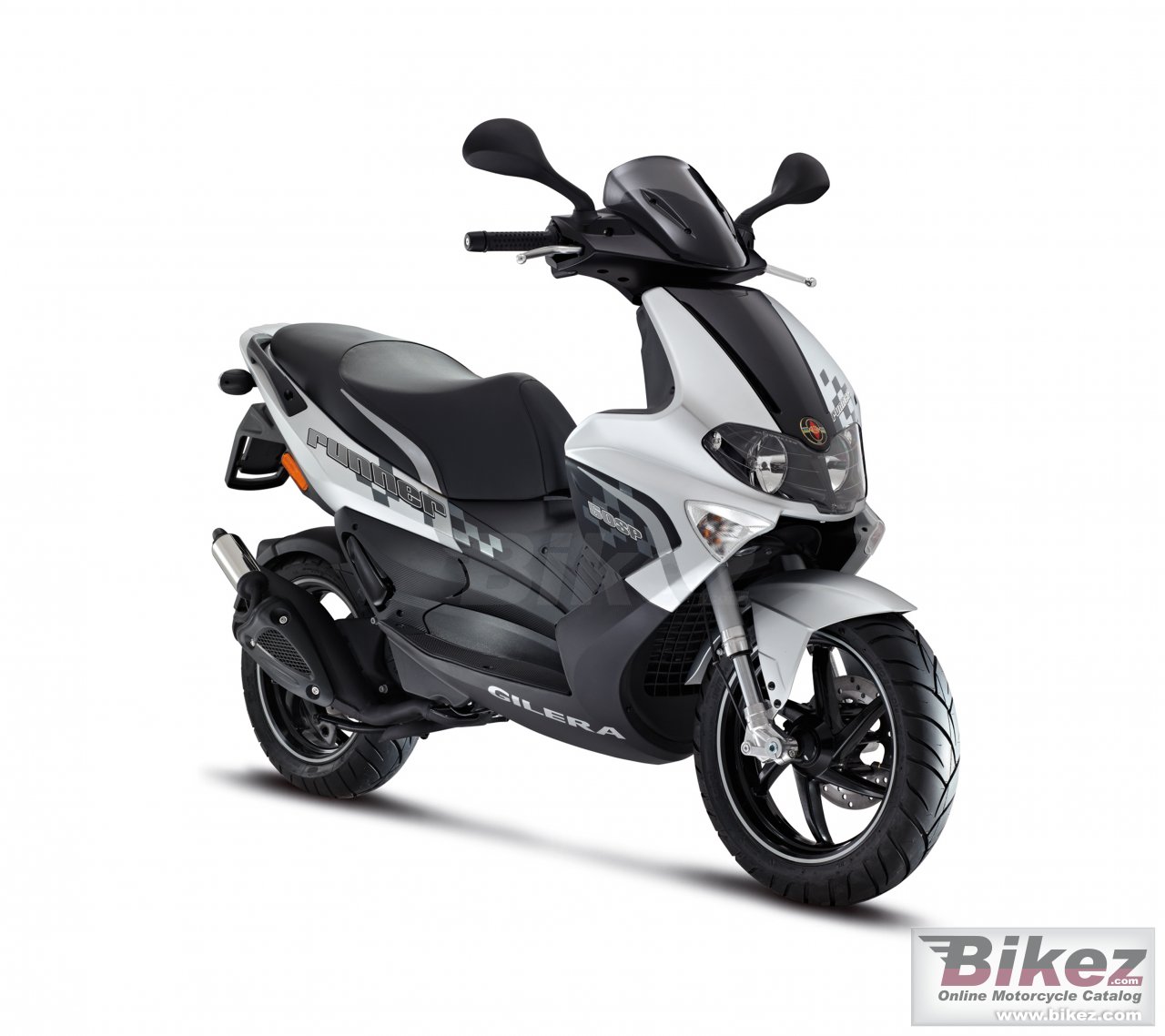 Big Gilera runner white soul picture and wallpaper from Bikez.com